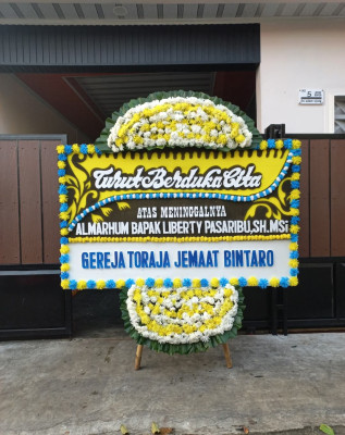 Papan Bunga Duka di Kujangsari
